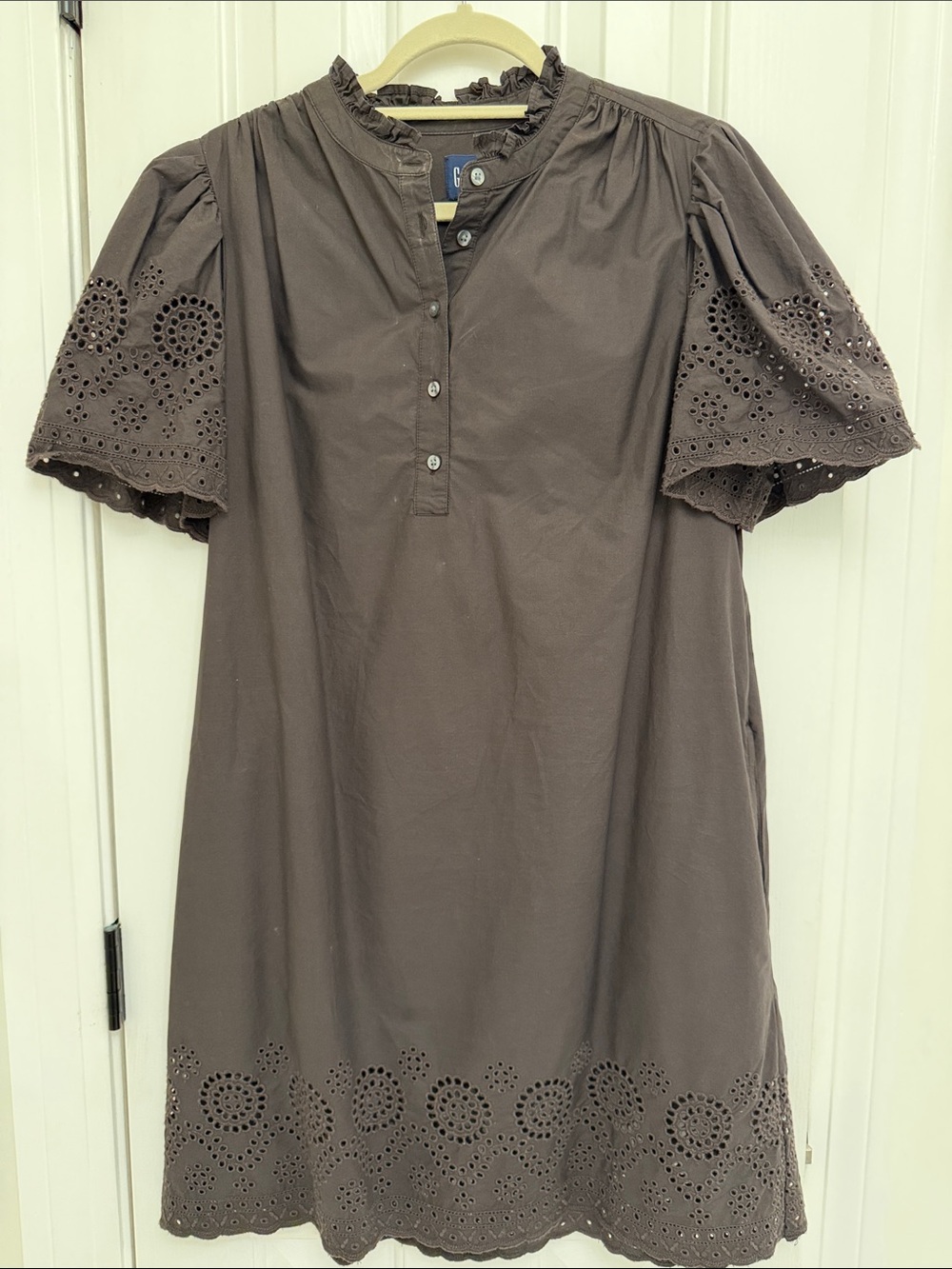 Women's Eyelet Sleeve Cotton Tunic Dress - Brown